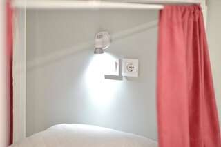 Хостелы Hostel Pupa Котор Спальное место на двухъярусной кровати в общем номере для мужчин и женщин-14