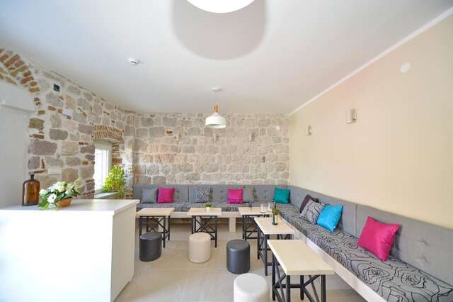 Хостелы Hostel Pupa Котор-14